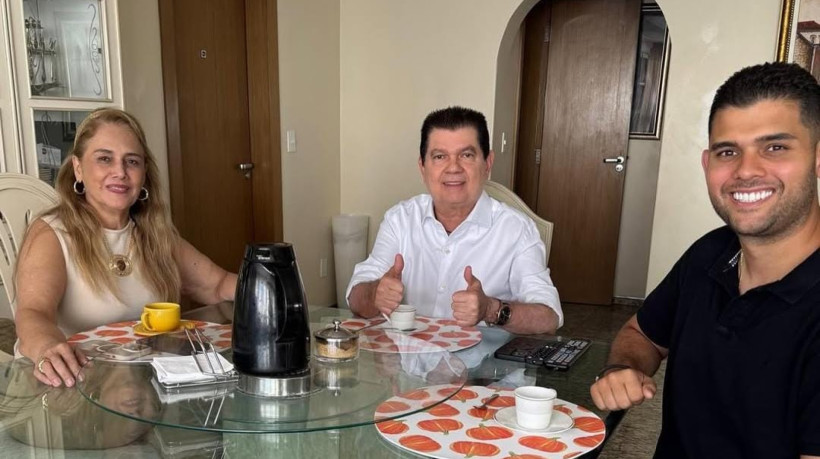 Mauro Filho (PDT) em primeira postagem nas redes sociais após alta hospitalar