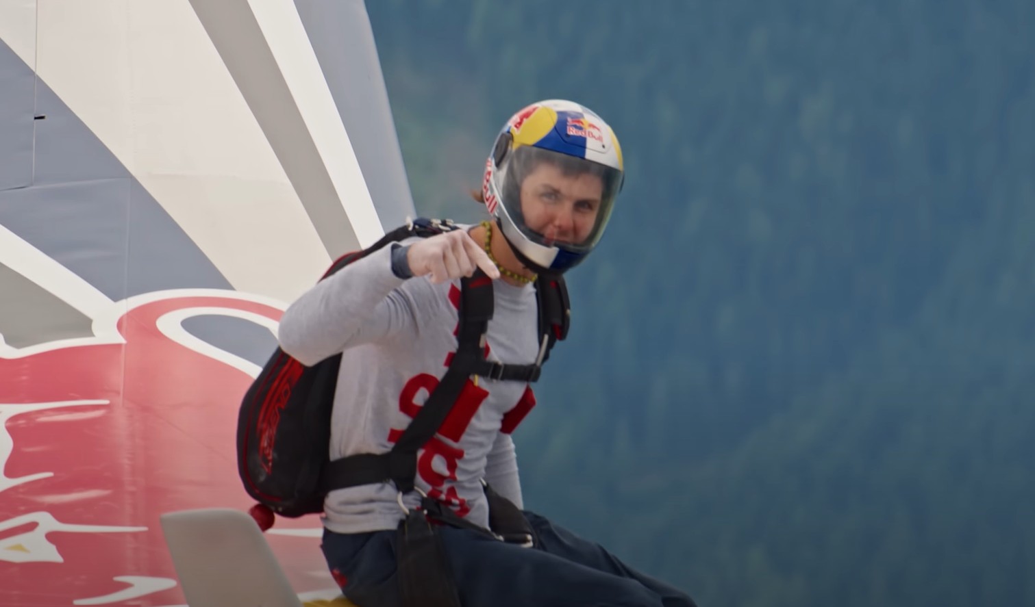 A rota havia sido especialmente projetada para o desafio e exigia enorme força física e concentração. 