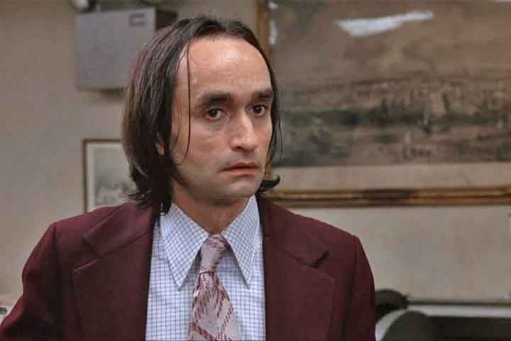 Em Um dia de Cão, de 1975, Cazale interpretou o personagem Sal, o parceiro de Sonny Wortzik, de Al Pacino, no desastrado assalto a um banco. 
