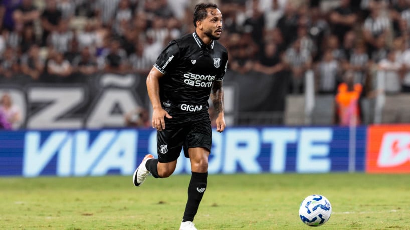 Lourenço volta de suspensão contra o Flu 