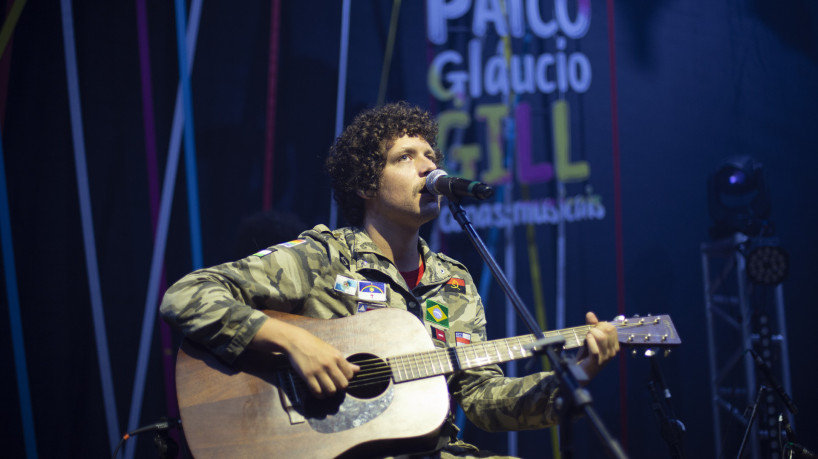 Chico Chico faz show em Fortaleza 