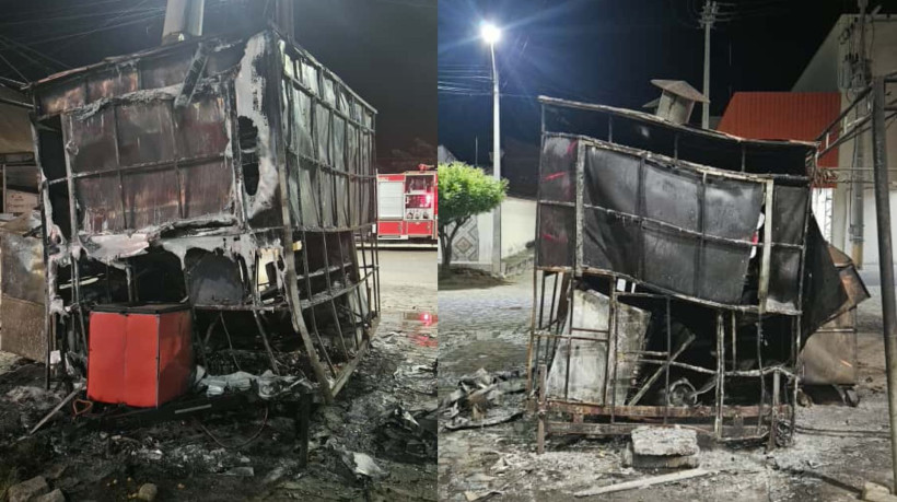 Trailer de lanches pegou fogo na avenida José Marques Filho, no Centro de Acopiara, na madrugada desta segunda-feira, 6
