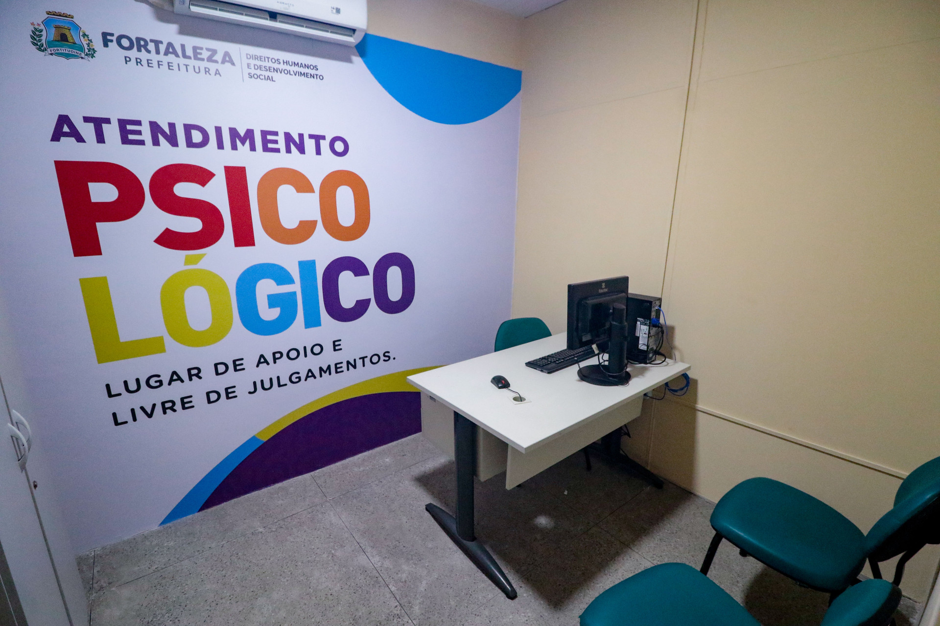 Prefeitura de Fortaleza inaugura Centro de Referência LGBTQIA+ Janaína Dutra no centro.