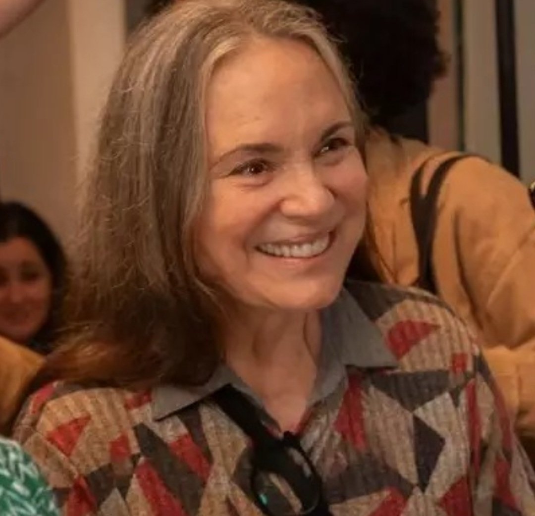 Durante uma participação no evento de lançamento da biografia de sua filha, Gabriela Duarte, no dia 3 de outubro, Regina, que já foi alvo de críticas mais incisivas de outras pessoas, se manifestou sobre a fala.