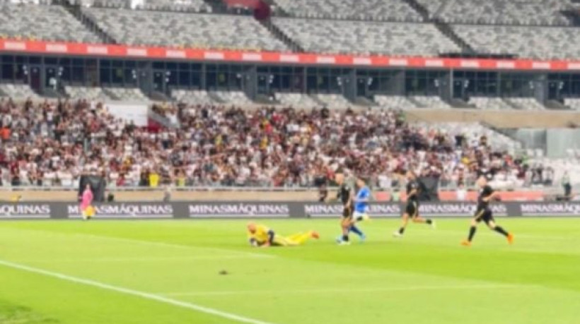 Com direito a hat-trick de ex-atacante do Galo, Time de R10 vence equipe de Alex com por 3 a 2, no Desafio de Gigantes, neste sábado (11)