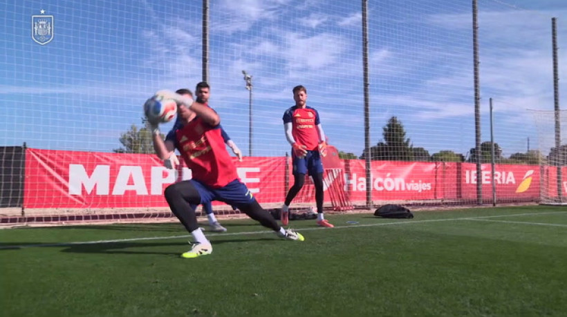 Espanha treina com bola oficial da Copa do Mundo de 2026