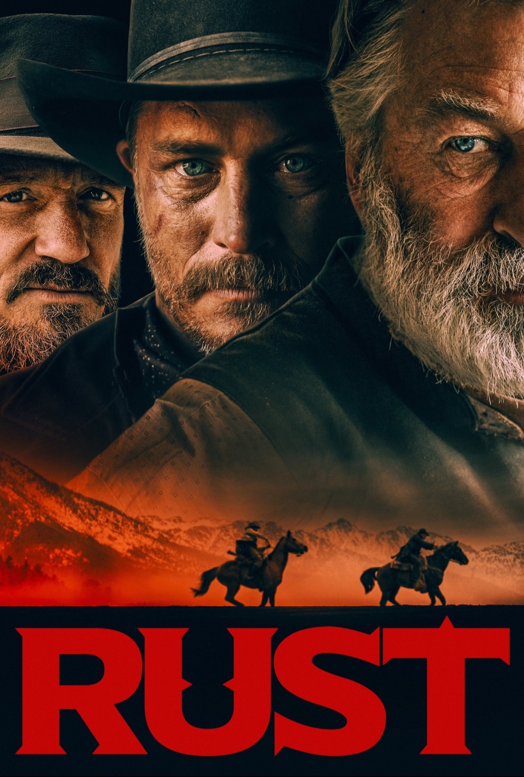 O filme Rust estreou nos cinemas dos Estados Unidos em 2 de maio de 2025, por meio de um lançamento limitado em salas selecionadas . No mesmo dia, também foi disponibilizado em plataformas de vídeo sob demanda, como Prime Video e Apple TV .
