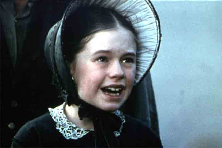 Anna Paquin em O Piano (1993): Com apenas 11 anos, Paquin venceu o Oscar de Melhor Atriz Coadjuvante por sua performance intensa como Flora, filha de uma mulher muda na Nova Zelândia do século 19. Seu talento precoce surpreendeu a crítica e o público.