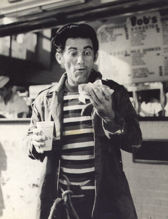 Renato também fez cinema. E após o prestígio dos Trapalhões na TV o quarteto também estendeu-se ao telão. A partir dos anos 1970,  o grupo fez uma série de filmes com imenso sucesso de bilheteria no Brasil. 
