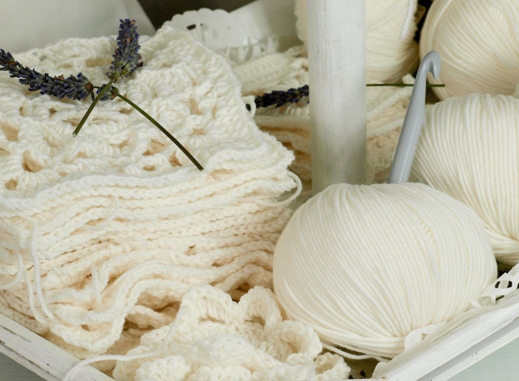 É, portanto, uma oportunidade para crocheteiras e crocheteiros ao redor do mundo compartilharem suas habilidades nesta arte única e inspiradora. 