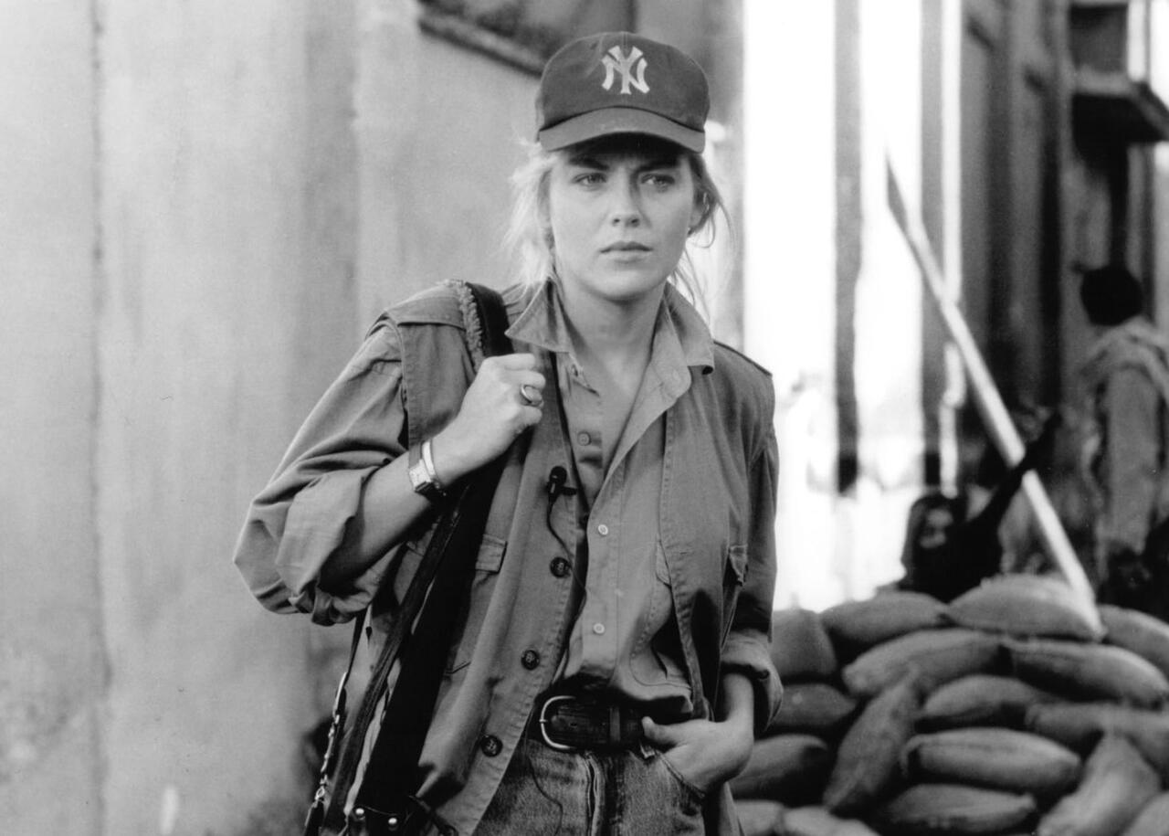 Participou de outros filmes ainda naquele ano, como O Ano da Fúria e Ele Disse, Ela Disse, que antecederam aquele que se tornaria o grande divisor de águas em sua carreira:  Instinto Selvagem (1992) — o filme que consolidou sua fama internacional 