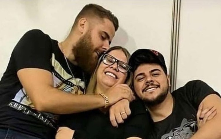 A decisão de se afastar dos palcos foi recebida com apoio dos fãs, que reconheceram a importância de colocar o bem-estar acima da rotina intensa de shows. Ele retornou aos palcos em dezembro do mesmo ano.