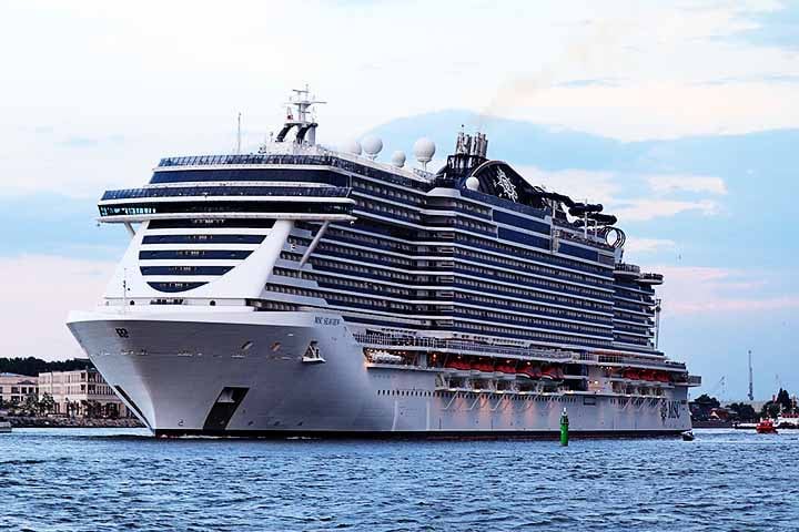 Inclui festas à fantasia, concursos criativos de decoração de abóboras e até “casa mal-assombrada” especialmente preparada para entreter as crianças.

