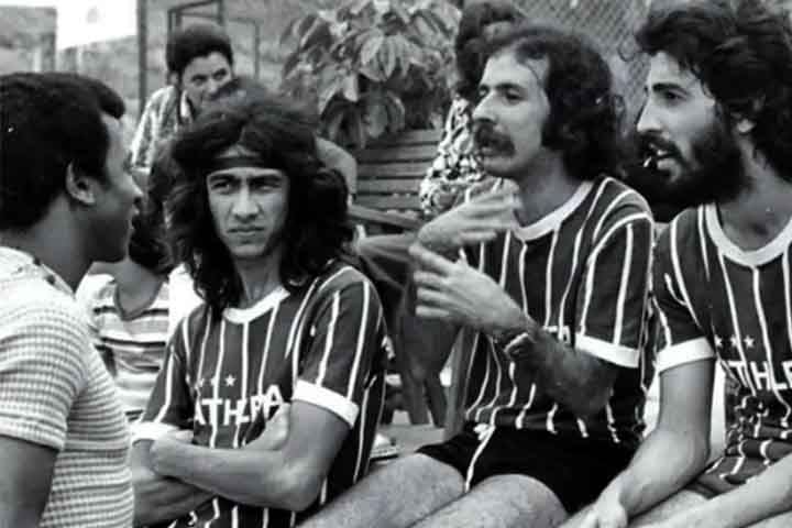 Ao longo de sua formação musical, ele teve como referências grandes nomes da música brasileira, como Luiz Gonzaga, Orlando Silva e Nelson Gonçalves, além da música libanesa ouvida em casa.