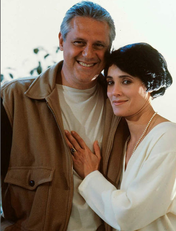 Se destacou em A Viagem ao interpretar Otávio Jordão, um advogado que se apaixona por Diná, papel de Christiane Torloni, enquanto enfrenta a perseguição de um espírito obsessor. Após morrer em um acidente de carro , o personagem inicia “a viagem” ao plano espiritual.