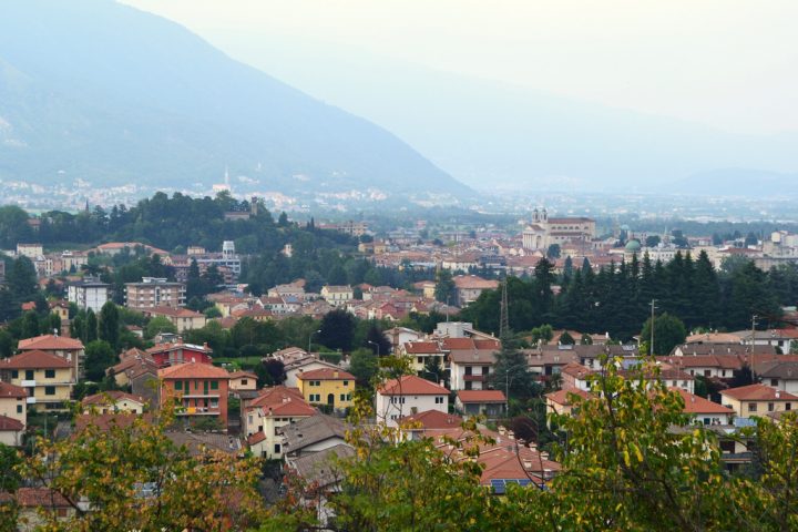 Ela morreu em 8 de fevereiro de 1947, na cidade italiana de Schio, onde passou grande parte de sua vida religiosa.