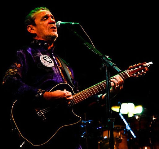 A infância do artista foi marcada por acontecimentos decisivos. Órfão de pai ainda muito pequeno - vítima de afogamento -, ele foi criado pelos avós paternos, que lhe transmitiram a vivência sertaneja e as tradições populares que mais tarde se tornariam matéria-prima de sua arte. 
