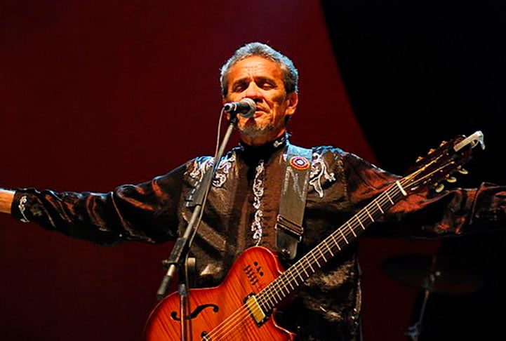 Np dia 3 de outubro de 2025, o cantor e compositor Zé Ramalho completou 76 anos. Ele construiu uma carreira que o consagrou como um dos maiores nomes da música popular brasileira.  
