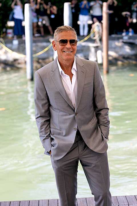 O mais novo projeto de Clooney é “Jay Kelly”, filme de Noah Baumbach, “História de um Casamento”, que tem também Adam Sandler. O ator revelou que pediu ao diretor para poupá-lo do excesso de tomadas. 
