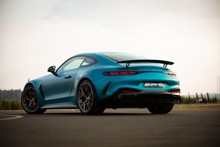 58 anos da Mercedes-AMG: posicionamento baseado em luxo, esportividade e tecnologia de ponta