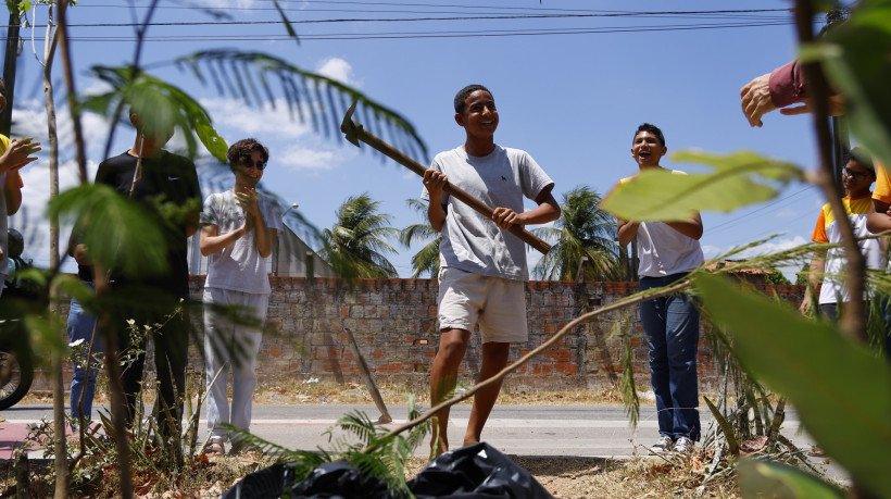 Oficina do Verdejar Fortaleza envolve alunos em práticas ambientais
 