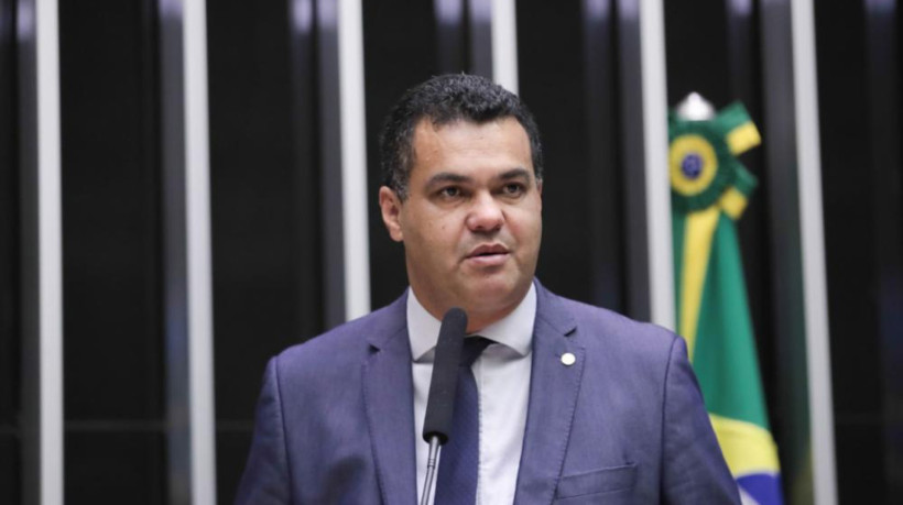 Deputado Dal Barreto (União Brasil-BA) foi alvo de operação da PF