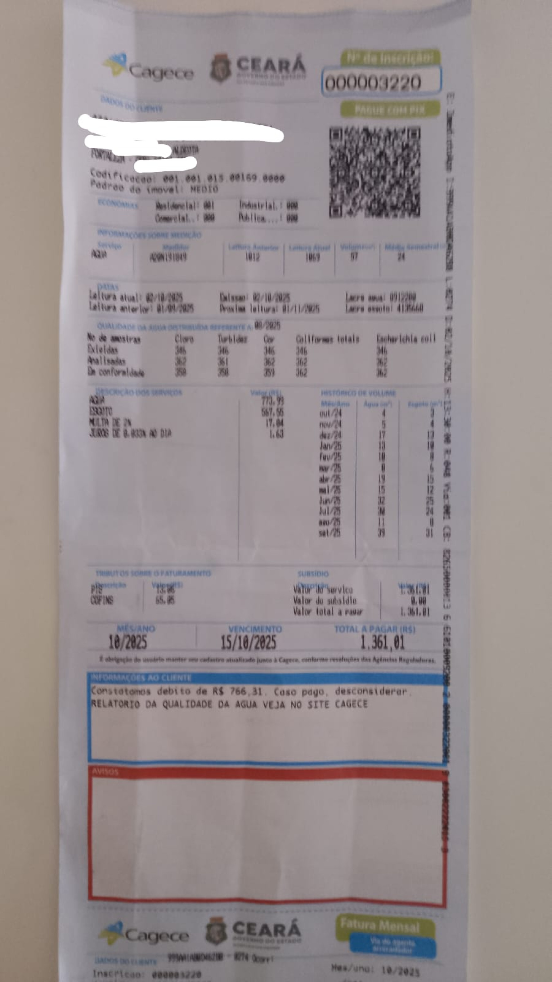 A aposentada Mercedes Menezes reclama de cobranças indevidas das contas de água feitas pela Cagece