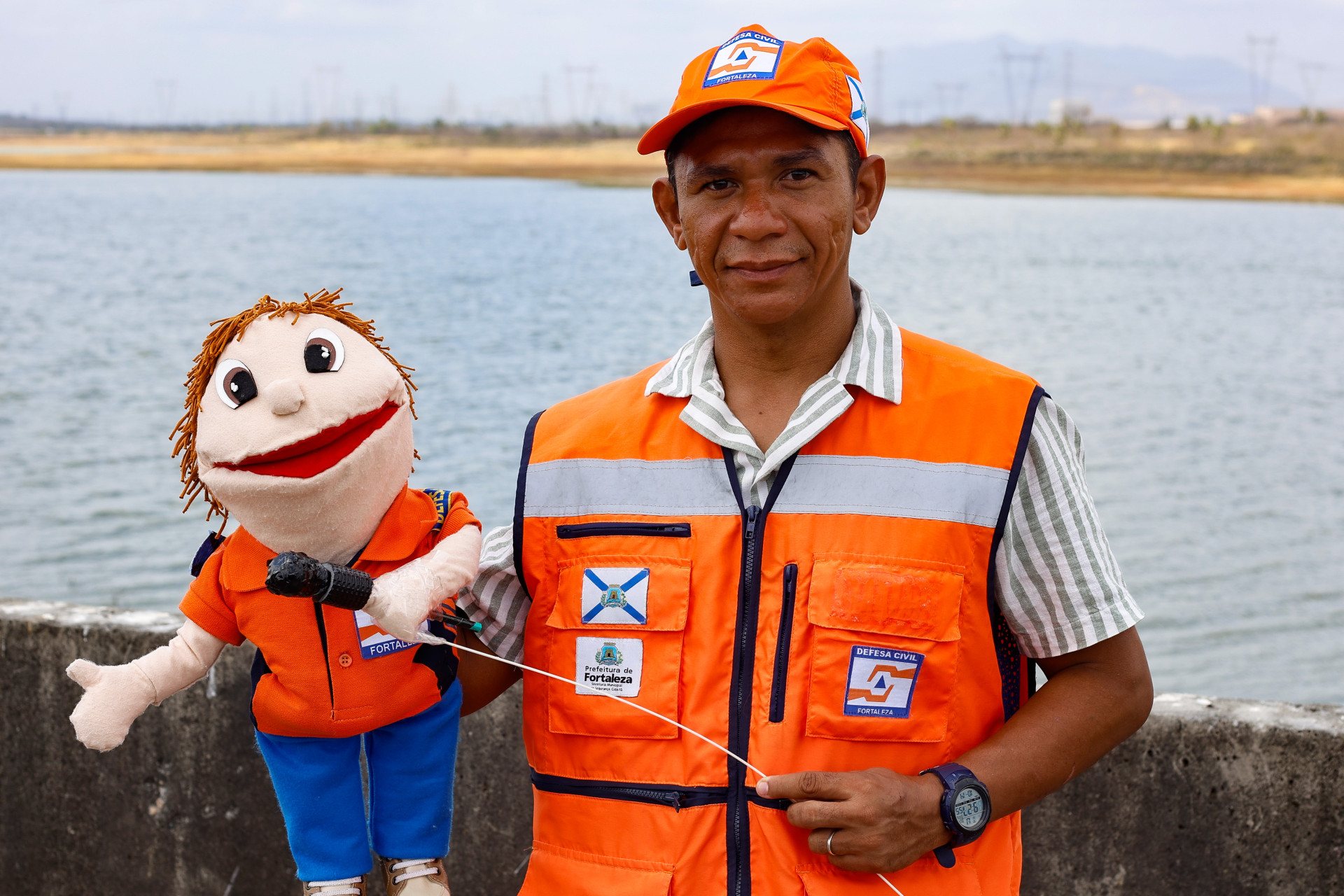 FORTALEZA, CEARÁ,  BRASIL- 14.10.2025: Paulo Henrique, 38 Guarda Municipal. A Defesa Civil de Fortaleza (DCFor) promove, entre os dias 13 e 19 de outubro, a Semana Municipal de Prevenção e Redução de Desastres.  (Daniel Galber/Especial para O POVO)