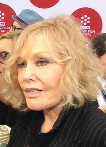 A atriz Kim Novak criticou duramente a escolha de Sydney Sweeney para interpretá-la no filme “Scandalous”, dirigido por Colman Domingo.