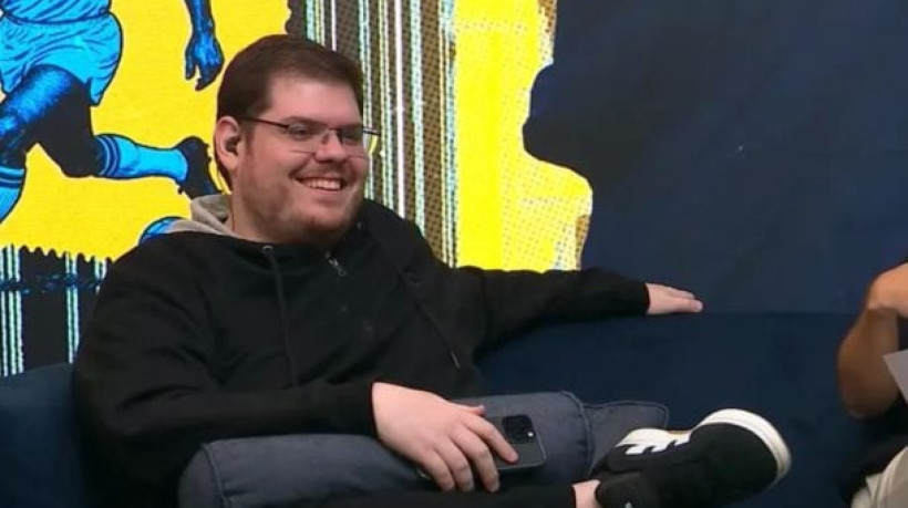 Canal liderado por Casimiro Miguel figura no mesmo patamar financeiro da emissora carioca em patrocínios para Copa do Mundo 2026