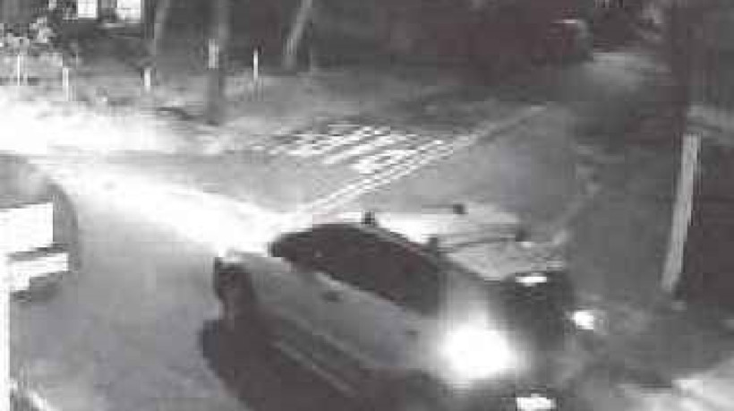 Câmeras de vigilância flagraram carro passando perto do local do assassinato de Pamella dos Santos Coelho