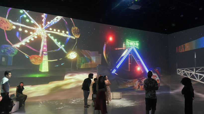 Sala Imersiva do Museu da Imagem e do Som do Ceará (MIS). Exposição Sytya, por Trojany e Tais Koshino
