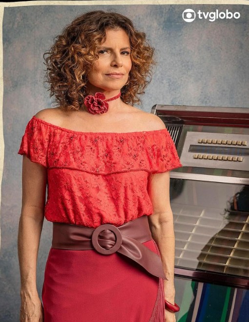 Em 2022, voltou ao horário das seis na novela Mar do Sertão, como a antagonista Deodora, papel que repetiu em No Rancho Fundo (2024).