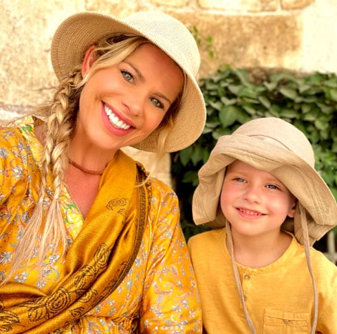 Em 2017, tornou-se mãe de Enrico Bacchi por meio de fertilização in vitro, decisão que a transformou em uma voz ativa na defesa da maternidade independente e do empoderamento feminino.