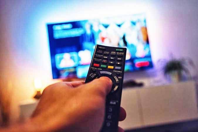 Os meios de comunicação têm papel fundamental nesse crescimento, com destaque para programas de televisão, rádios voltadas ao gospel e a transmissão de festivais.
