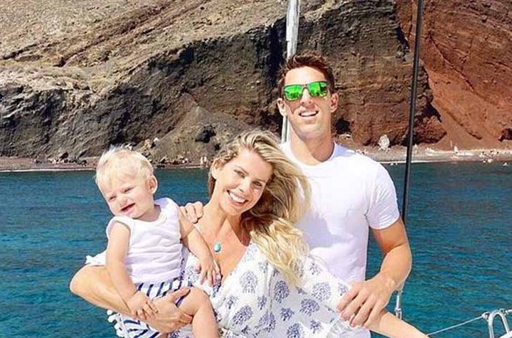 Em 2018, casou-se com o ex-jogador de futebol Amaury Nunes, porém, o matrimônio terminou em 2022.