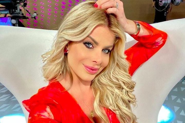 Em 2005, Karina Bacchi tinha 29 anos e já era conhecida por suas atuações em novelas da Globo e do SBT.