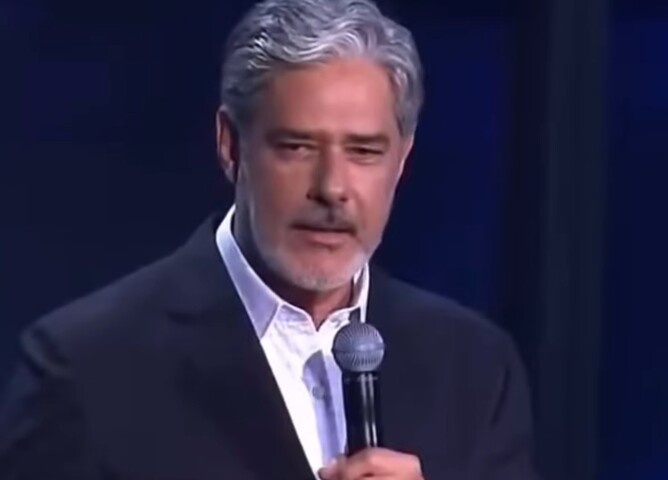 O jornalista William Bonner, de saída do Jornal Nacional, protagonizou um dos momentos mais comentados do 