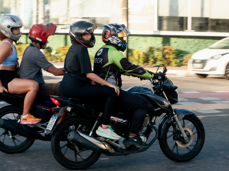 O desconto de 50% no IPVA &eacute; voltado para motociclistas que atendam aos crit&eacute;rios estabelecidos pela Lei
