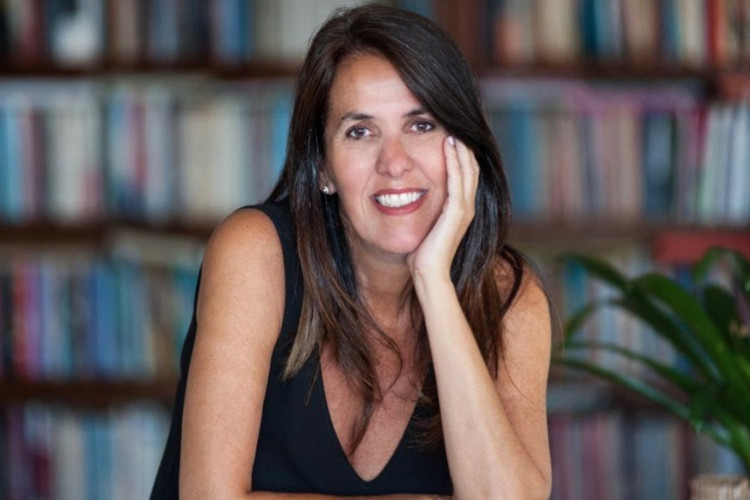 "A periodicidade é o grande diferencial da crônica em relação a outros gêneros mais perenes", diz Martha Medeiros