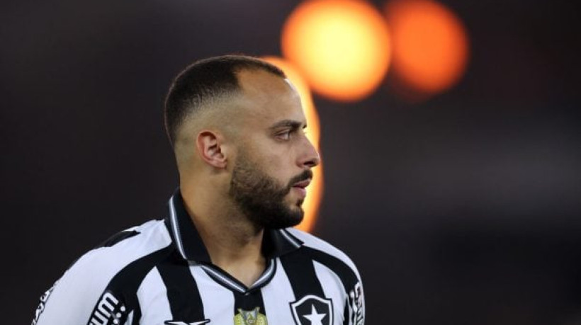 Arthur Cabral, Savarino e Nathan Fernandes aumentam lista de problemas do Glorioso para visitar o Vozão, neste domingo, às 18h30, no Castelão