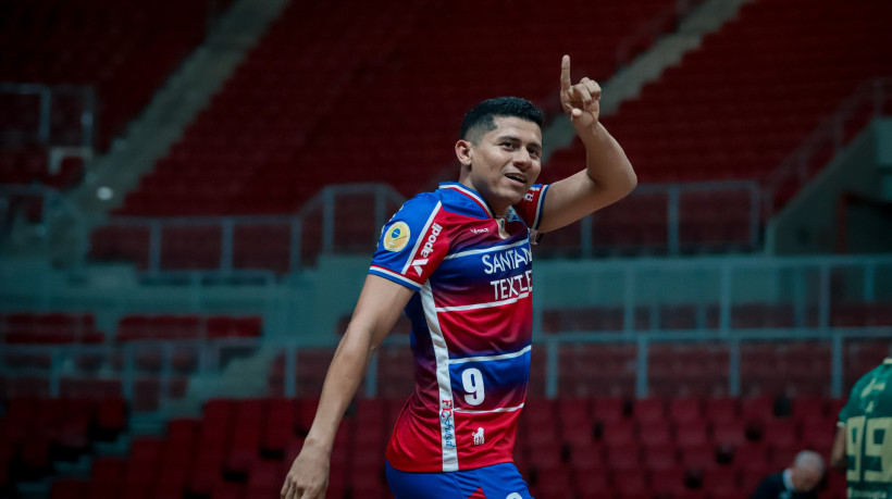 Fortaleza perdeu o jogo da ida por 4 a 2