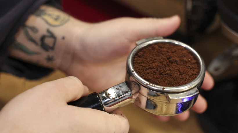 O custo dos grãos aumentou 21% entre agosto de 2024 e agosto de 2025 nos EUA, o maior mercado mundial de café.