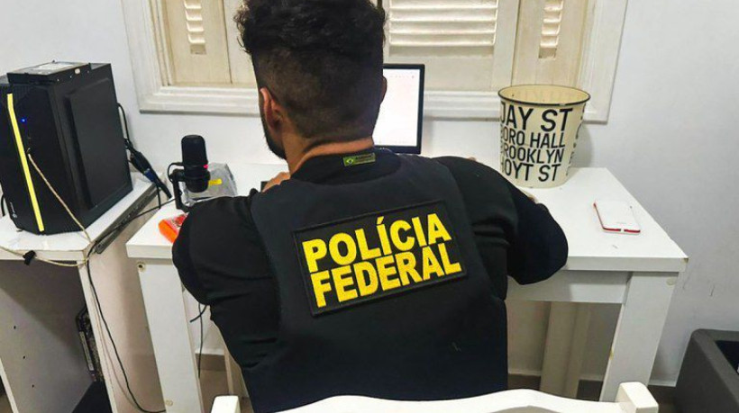 Polícia Federal realizando a Operação Campus Seguro, em São Paulo