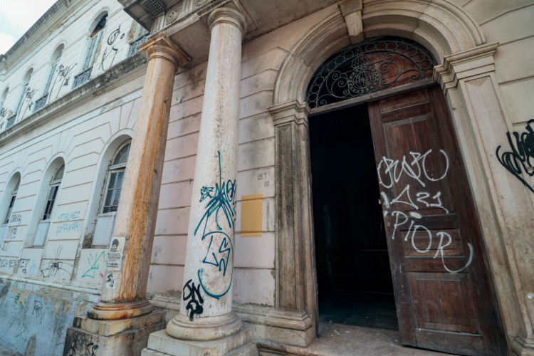 FORTALEZA, CEARÁ, BRASIL, 20-10-2025: Atual reforma do Museu do Ceará,  fechado há anos e que tinha previsão de conclusão ainda este mês. (Foto: Samuel Setubal/ O Povo)