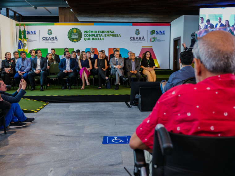  Premiação do selo Empresa Completa, do Governo do Estado do Ceará, a empresas que mais contratam pessoas PcD. A cerimônia foi realizada no Palácio da Abolição