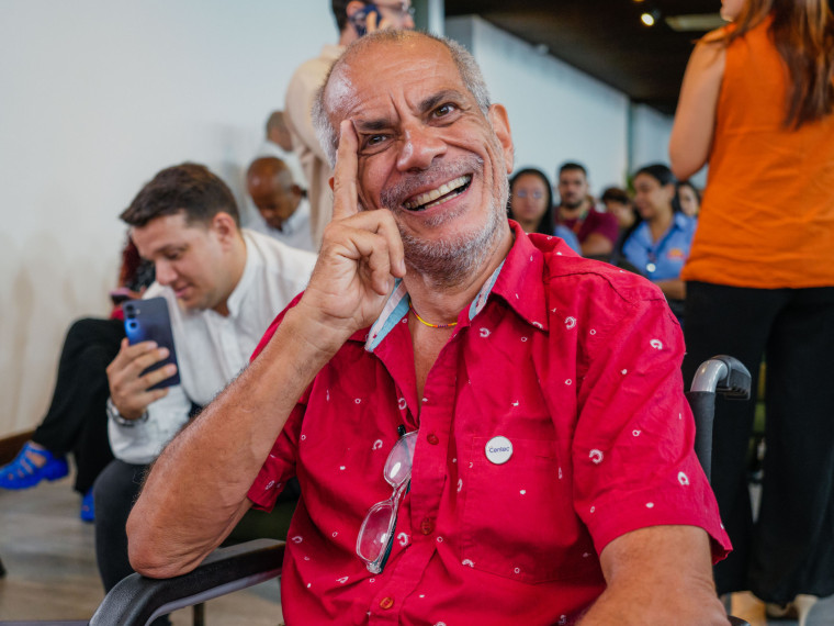 Paulo Henrique, assistente de acessibilidade