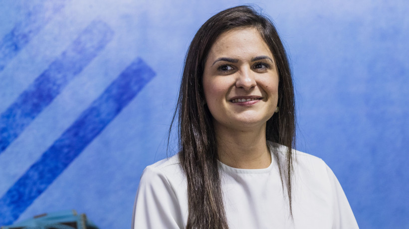 Governador Elmano de Freitas escolheu a atual defensora Sâmia Farias, segunda colocada na disputa 