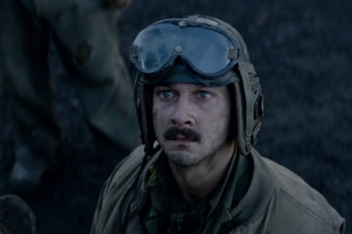 No cinema, LaBeouf também estrelou Eu, Robô, de 2004, Os Infratores, de 2012, e Corações de Ferro, de 2014.