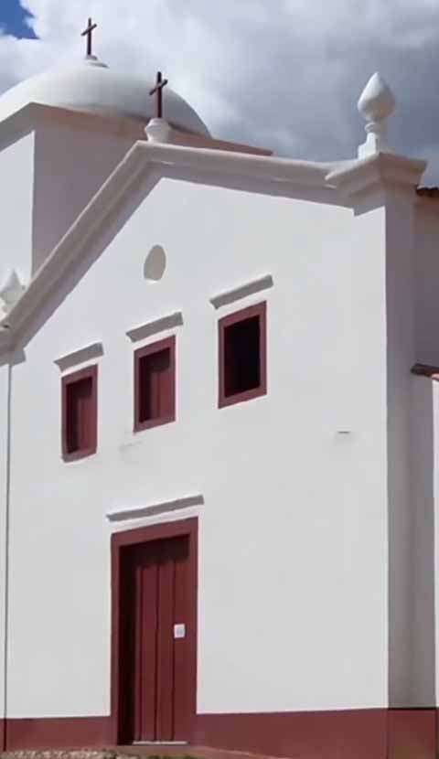 “O ex-noivo não esteve presente no local em nenhum momento. Na data dos acontecimentos, ele se encontrava em viagem profissional ao estado do Rio Grande do Sul desde a manhã de domingo, totalmente alheio à situação que veio a público”, explica o comunicado.
